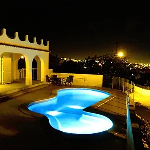 Esmeralda Villa
